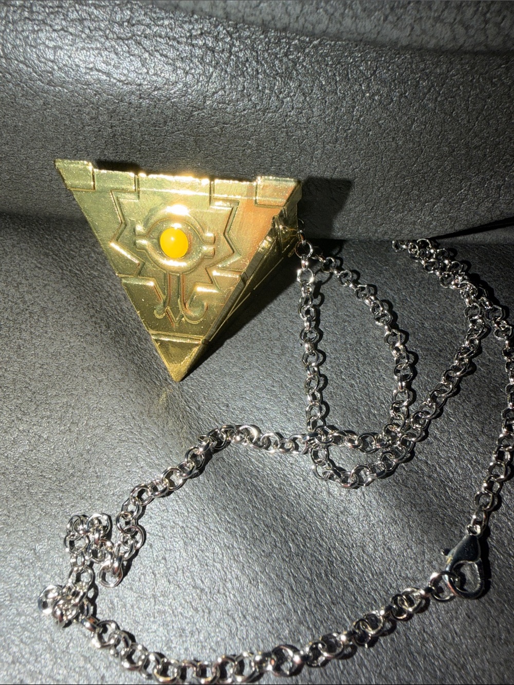 YUGIOH tv card game rare pendant Gold Triangle Pendant Necklace with random card
